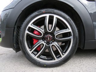/photos/9993/63bd51fe-77db-4a4f-af6d-aba9bf487186_i320x240.jpg