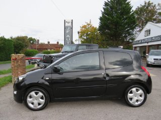 /photos/9993/843b0d88-93b9-4f4d-a1f8-0be7112dc66e_i320x240.jpg